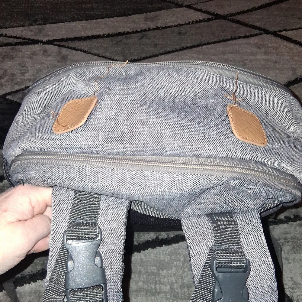 EUC Eddie Bauer Gray Bridgeport Places & Spaces Back Pack Diaper Bag!